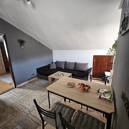 Luciana 2 Lägenhet Zadar Exteriör bild